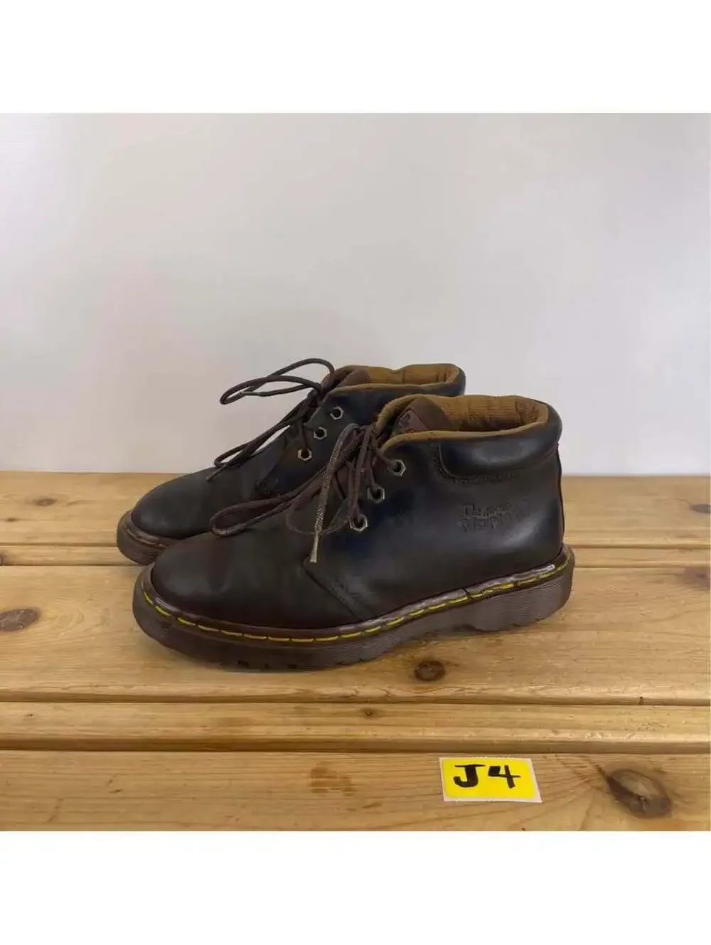 Vintage Dr. Martens 8957 Made in England Brown Leather Chukka Boots UK 6 US W8
